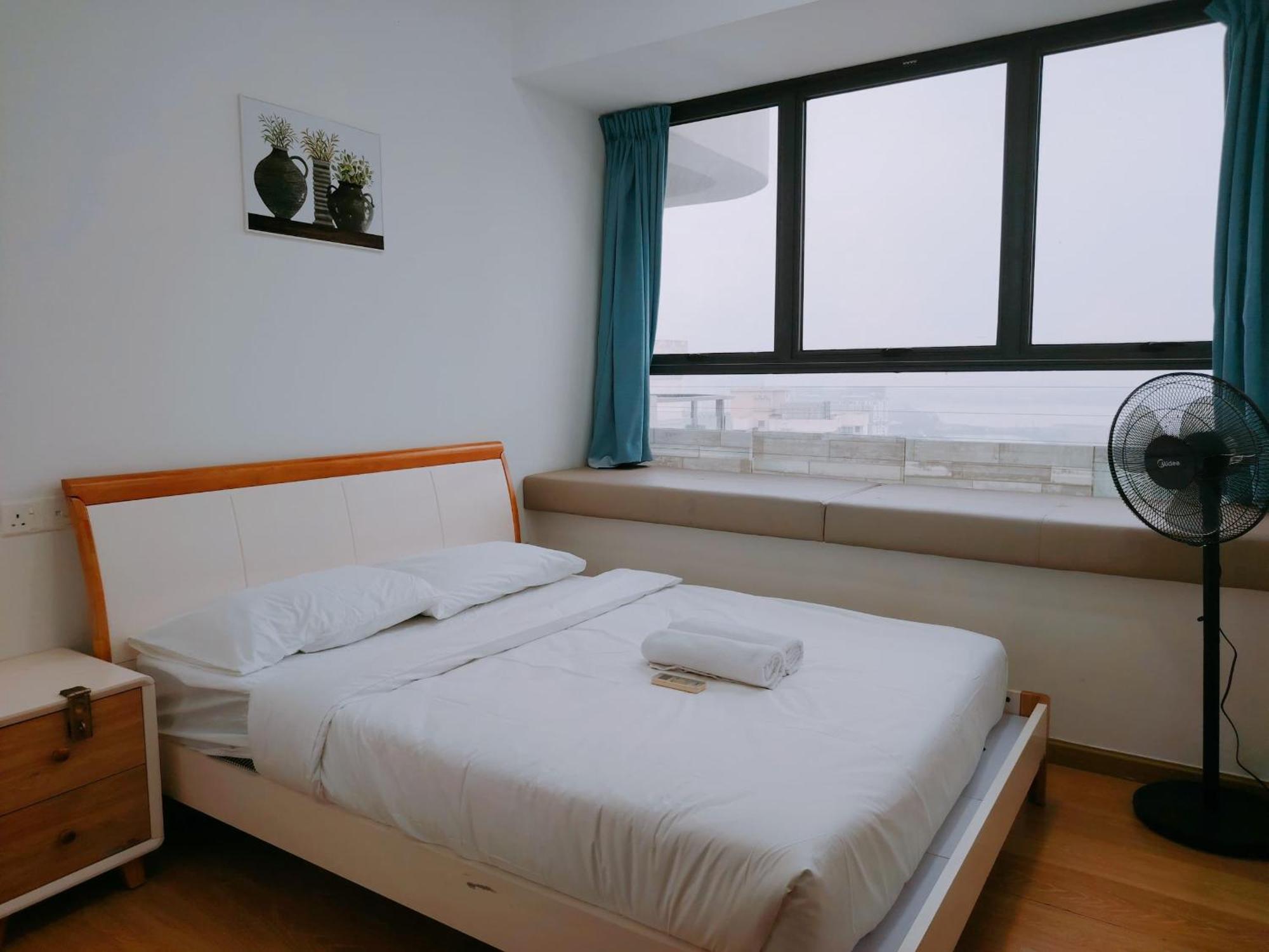 Danga Bay Seaview Johor Bahru By One 9 Place Room photo